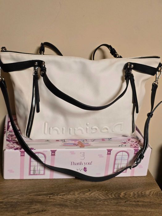 Desigual оригинална голяма дамска чанта