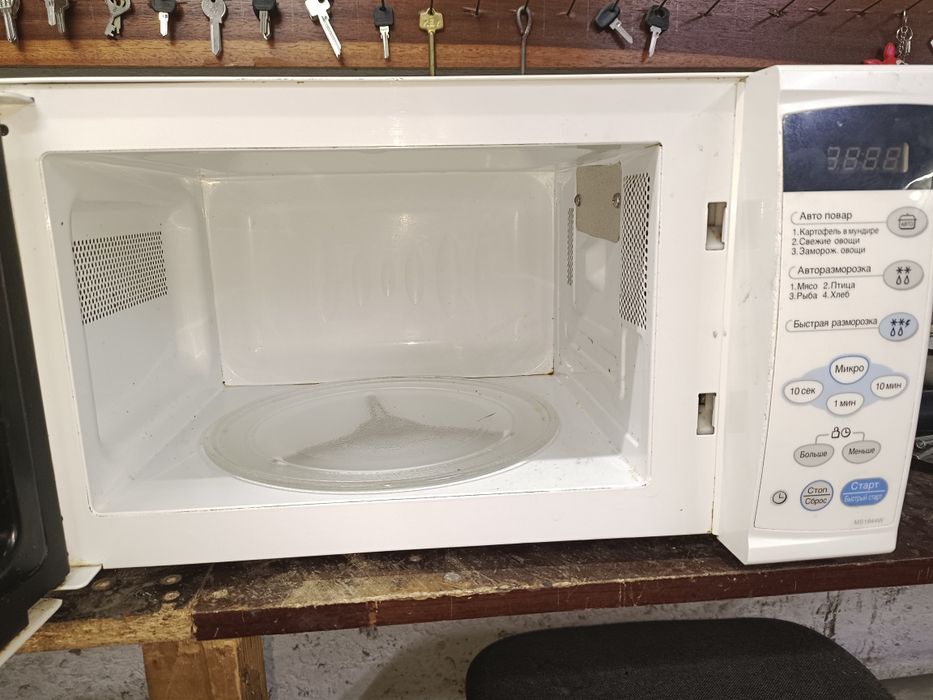 Продам микроволновку ARG 15000