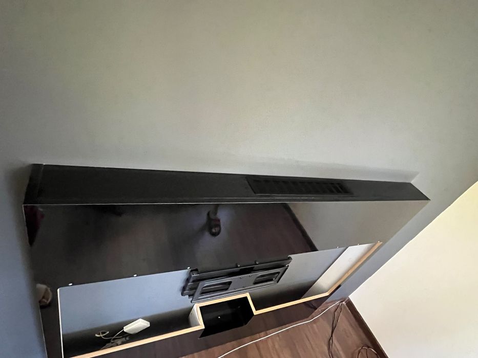 TV стойка декор за LG OLED 65 инча
