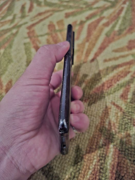 Samsung galaxy s20 ultra sotiladi