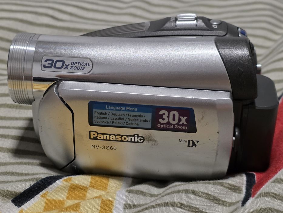Cameră video cu caseta miniDV Panasonic NV-GS60 Impecabila