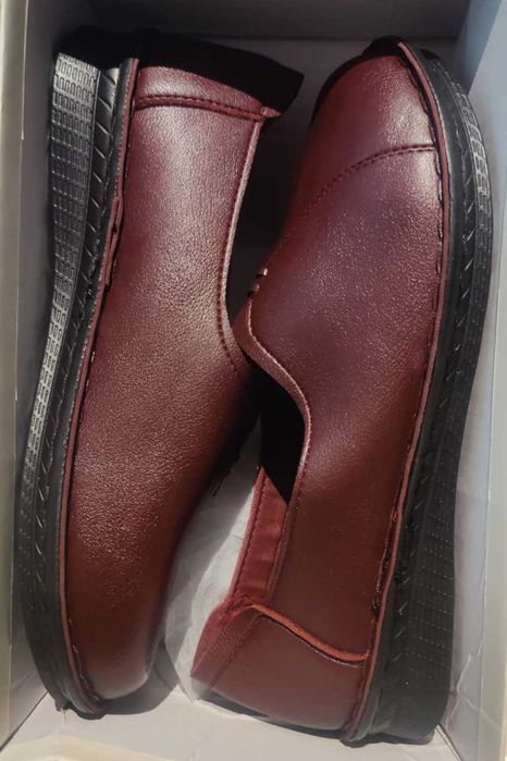 Новые женские туфли (лоферы) G&G, размер 38