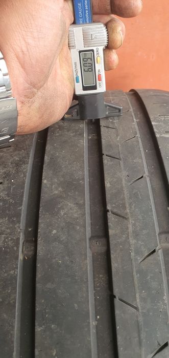 Гуми 2бр 275/30/20 - 1бр  - 199лв