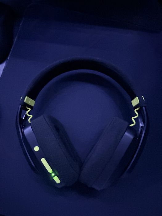 VGN V1 наушники.