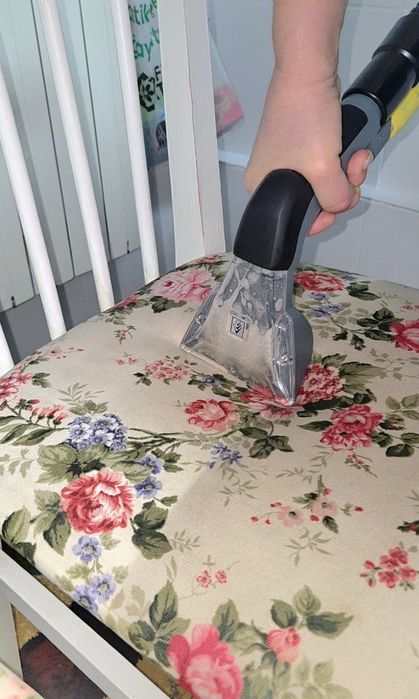 Curățare canapele la domiciliu București | Programări rapide Paște