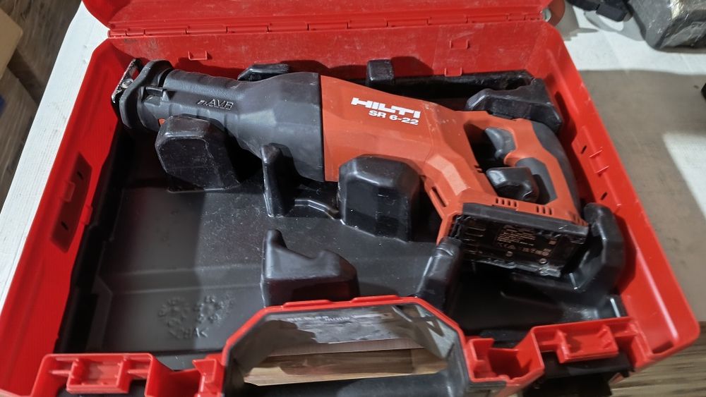 Саблен трион Hilti  Nuron SR 6-22