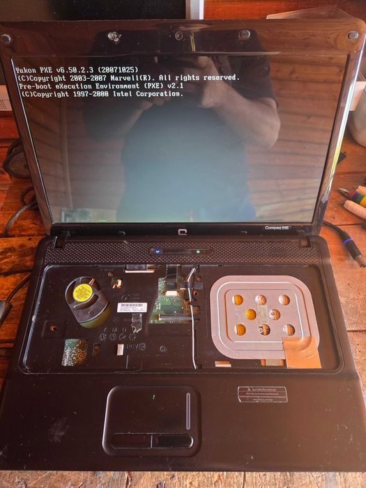 laptop HP DV6 - 6005 SF - incomplet -