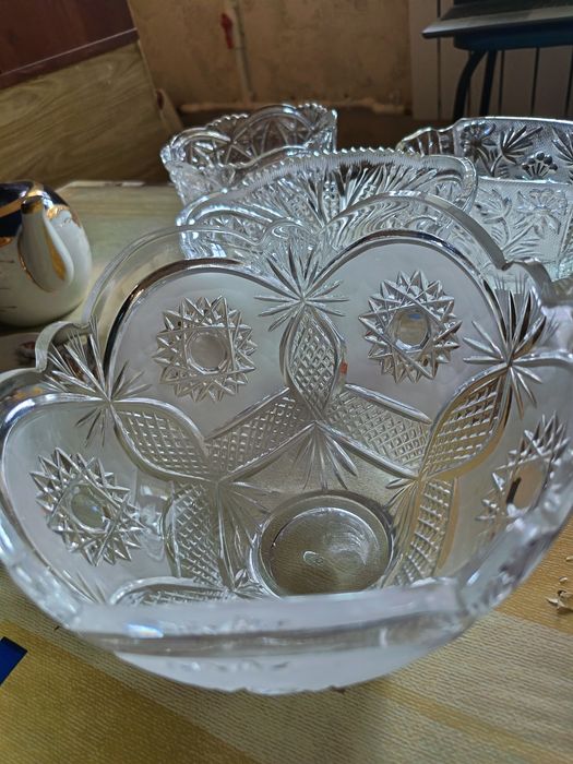 Хрустальная ваза