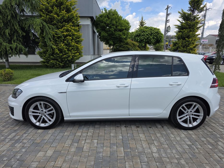VW Golf 7 GTD # Model 2014 # EURO 6 # 2.0 Diesel 184cp # BiXenon # LED # Navigatie # Camera # Webasto