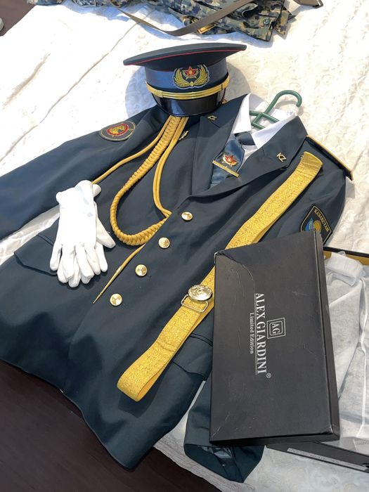 Форма Парадная продам ,туфли есть