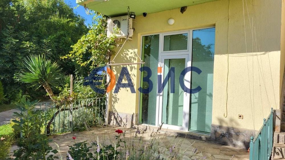 Продава се Двустаен апартамент в Свети Влас - 55 кв.м за 682 €/кв.м - Снимка #1