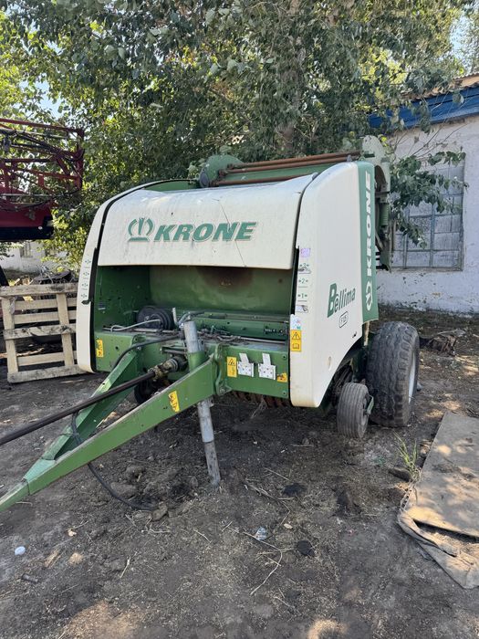 рулонный пресс-подборщик KRONE Bellima