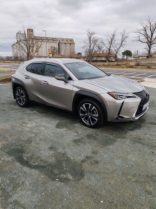 Lexus UX