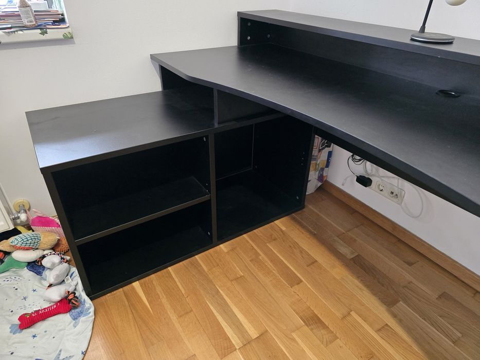 Birou gaming interschimbabil