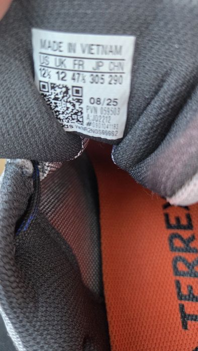 adidas terrex goretex нови оригинални 
Туристически Terrex Skychaser AX5 GORE-TEX JQ2212 Сив
Туристически Terrex Skychaser AX5 GORE-TEX JQ2212 Сив