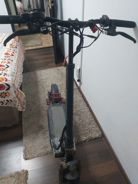 Trotineta electrica KuKirin M4 PRO