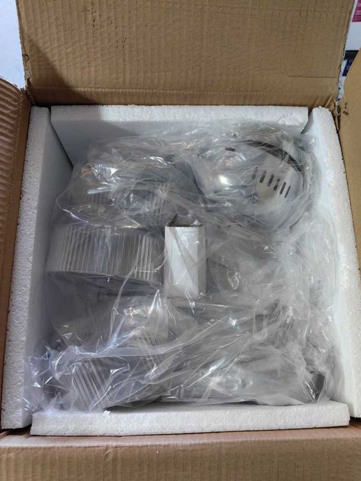 Стилен LED спот с 3 светлини