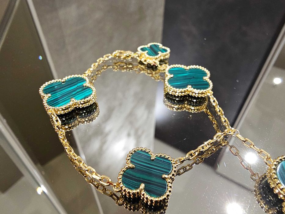 Van Cleef & Arpels VCA 5 Motifs Magic Alhambra Green Дамска Гривна
