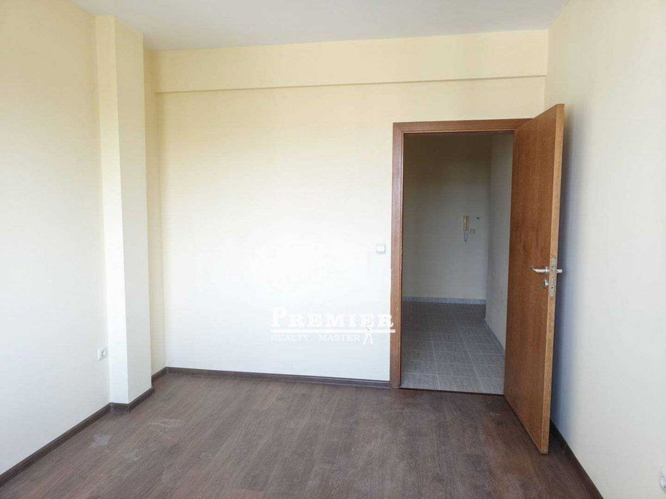 Представяме на вашето внимание двустаен апартамент в комплекс