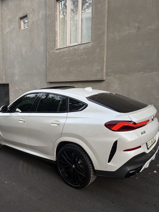 Bmw X6 40i 2020 yil 58000 km kraskasi toza holati ideal