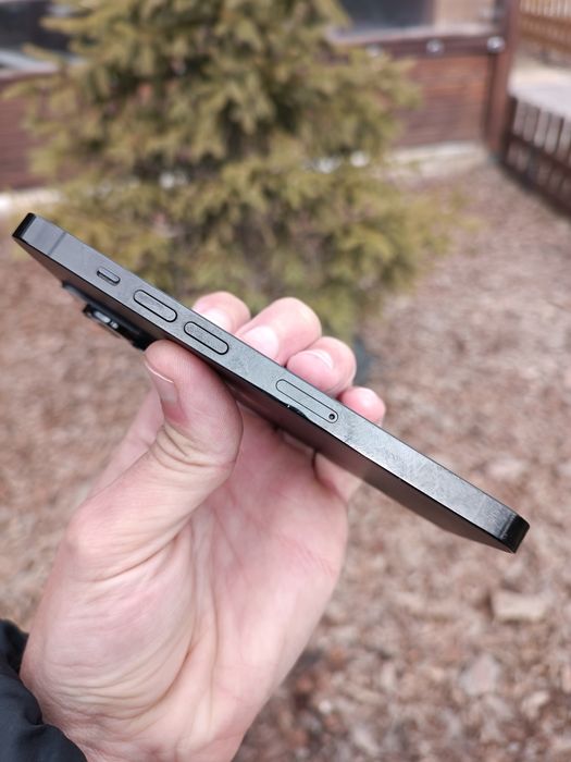 Продам Айфон 14 про 128гб