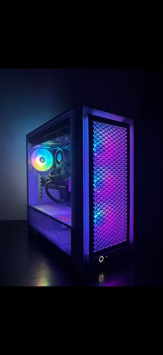 Pc gaming rx 9070 xt, i7 14700kf, 32 gb ddr5 6000 cl 30
