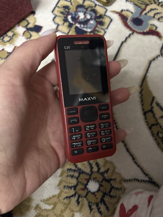 Телефон кнопочный