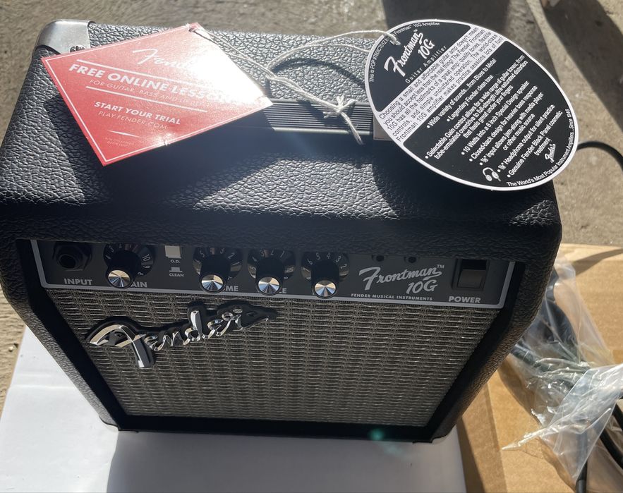 Combo pentru chitara electrica Fender Frontman 10G, 10w difuzor 6”