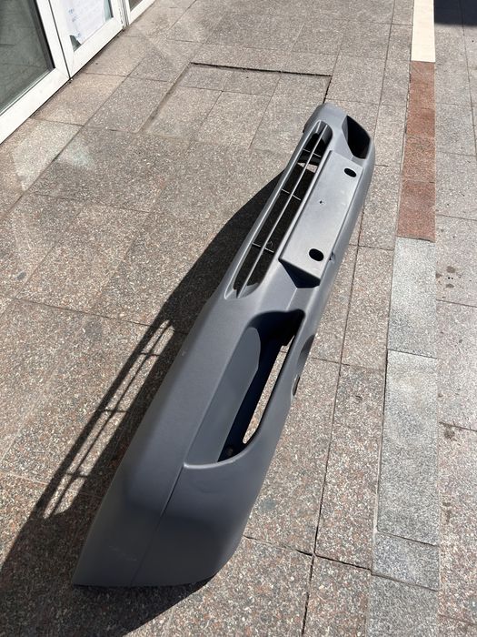 Передний бампер Mercedes Sprinter Tdi , Cdi