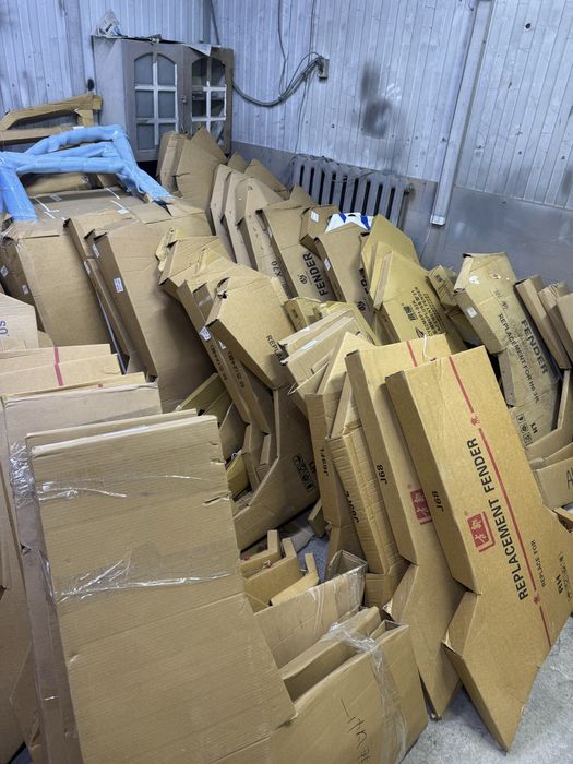 Двери капоты багажники крыло