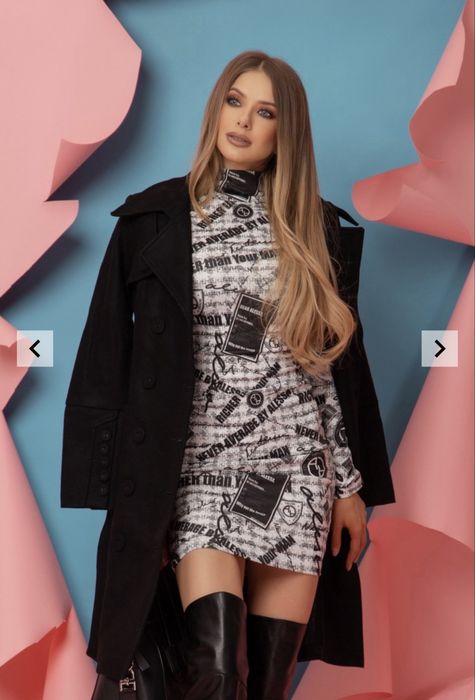 Рокля Alessa - Run The World Bodycon