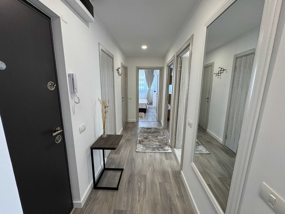3 camere renovat integral, prima închiriere, metrou Tineretului, 2 balcoane
