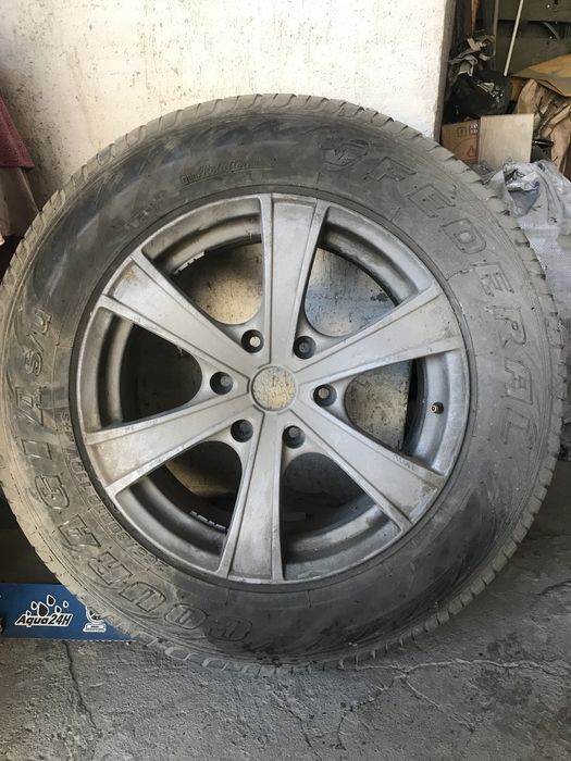 Продам диск с резиной