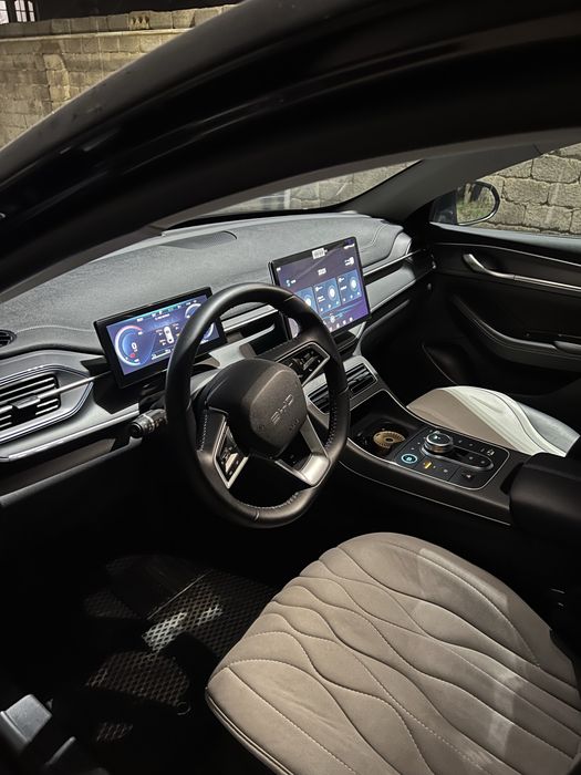 Byd chazor 2 poz sotiladi!