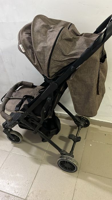 Детская коляска прогулочная