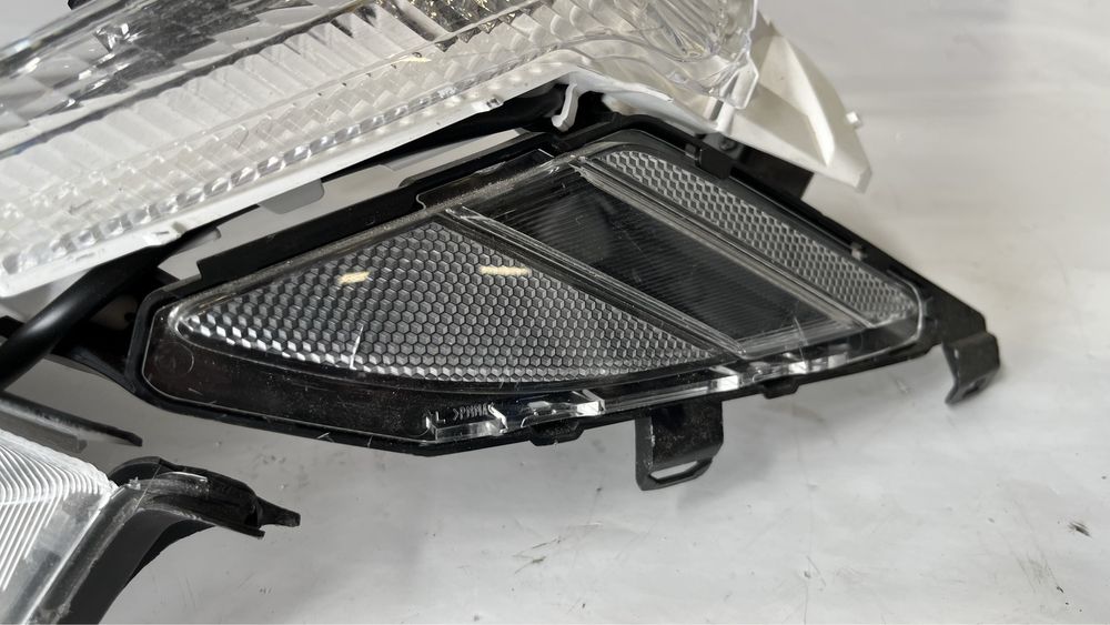 Ляв фар Subaru Forester 2019-