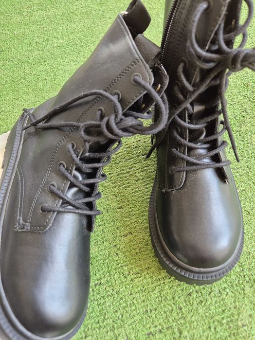 Нови боти на Zara