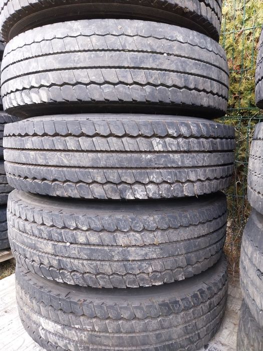 Vând anvelope cu jante 295x80x22,5 Kama