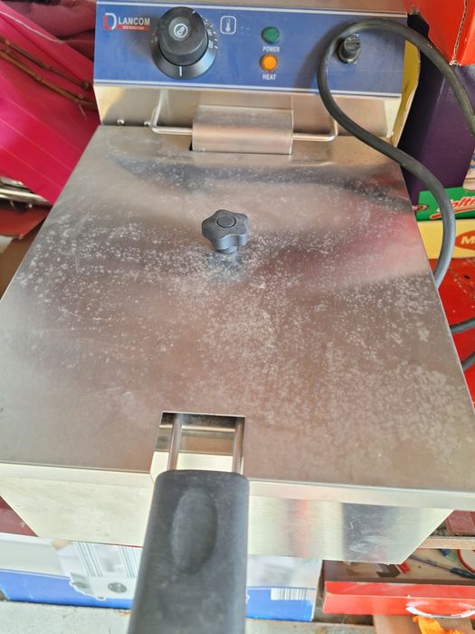 Echipament fast food grill hot-dog friteuza