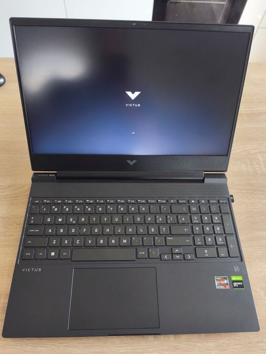 HP Victus 15 Gaming | Ryzen 5 5600H | GTX 1650 4GB | 16GB RAM | SSD 256GB