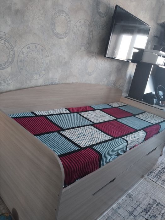 Продам кровать в хорошем состоянии