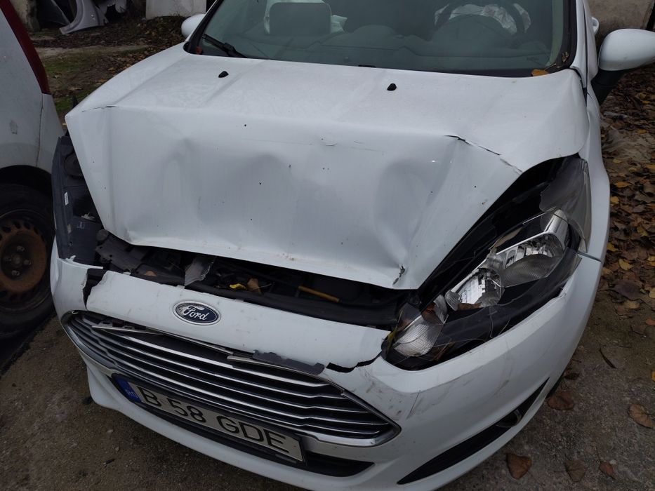 Ford fiesta 2014 avariat
