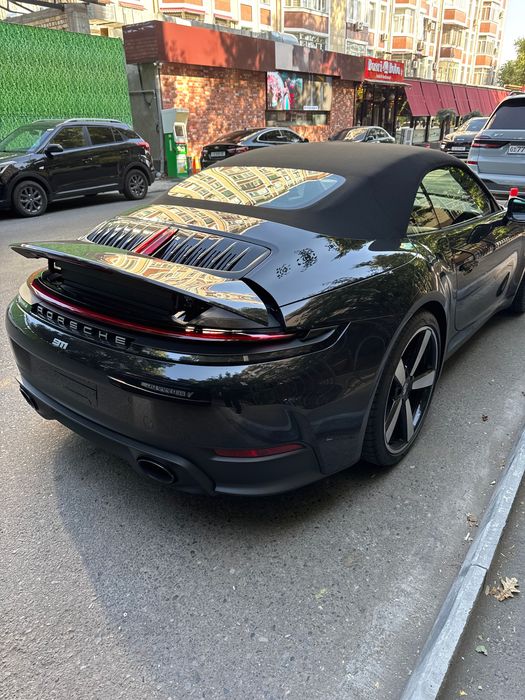 Porsche 911 Carrera Cabriolet