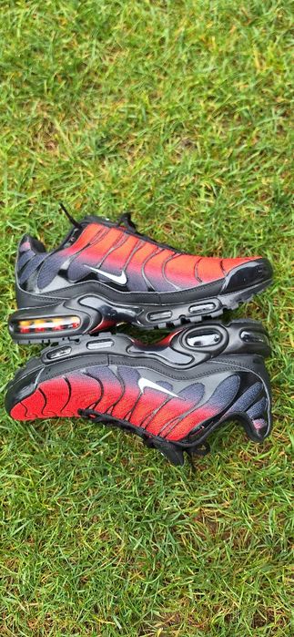 Nike tn 1st genetation red crimson