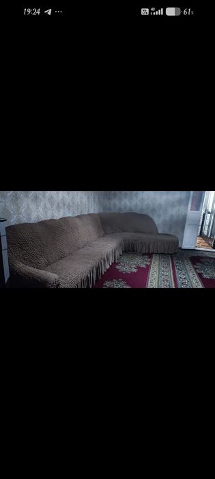 Диван угловой продам