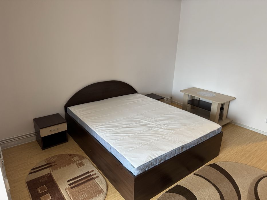 Proprietar inchiriez garsoniera - Cartier Astra / Strada Soarelui - Calea Bucuresti