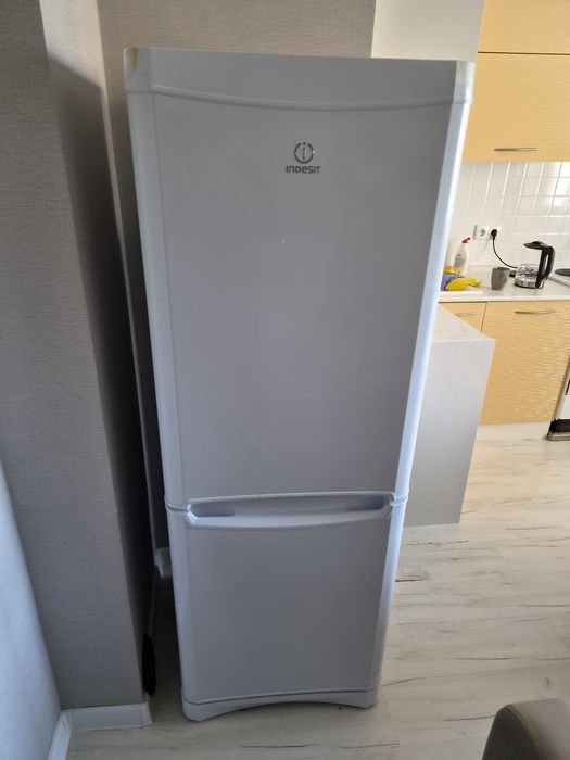 Продам стиральная машина автомат