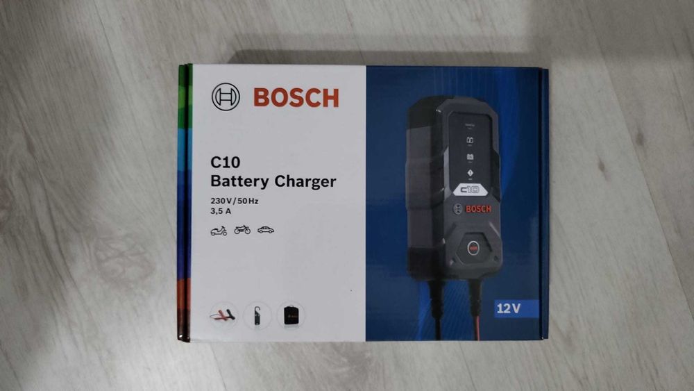 Aparat incarcat baterii auto C10 BOSCH