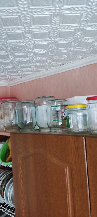 Трёх двух литровые банки