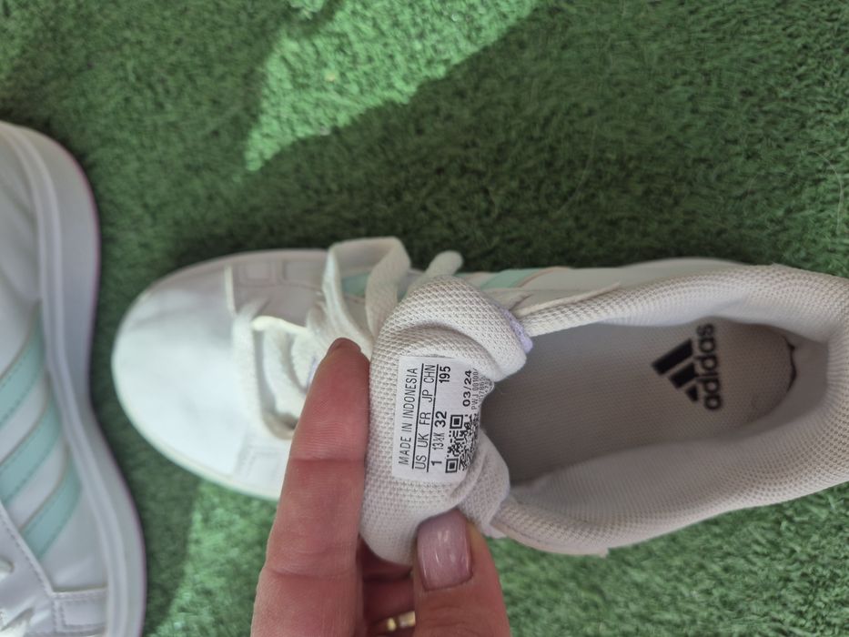 Маратонки Adidas